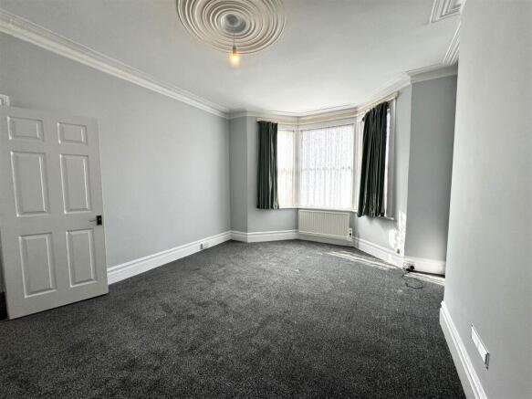 Living Room.jpg