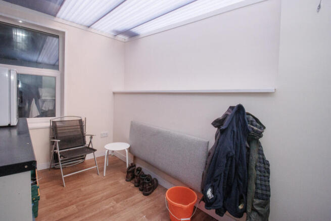 4 bed Terraced for sale Image 11