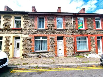 Sir Ivor Road, PONTLLANFRAITH, NP122JH