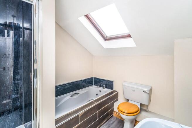 Bathroom/Shower Room