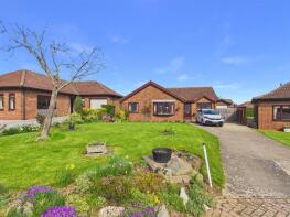 25, Maple Close, Louth LN11 0DW