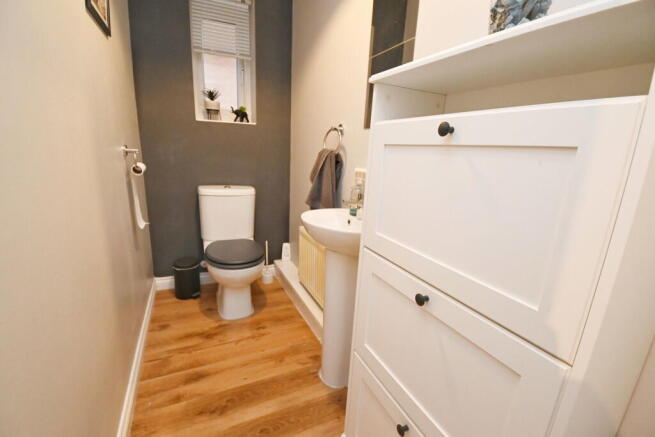 3 bed Detached for sale Image 8