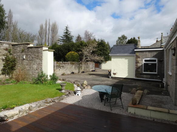 Photo 11