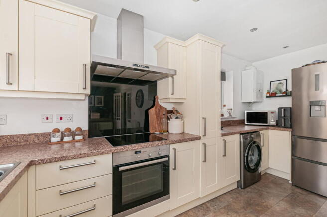 3 bed Detached for sale Image 10
