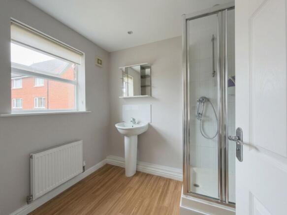 4 bed Terraced for sale Image 10
