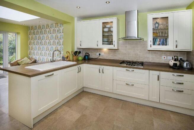 Kitchen/Breakfast Ro