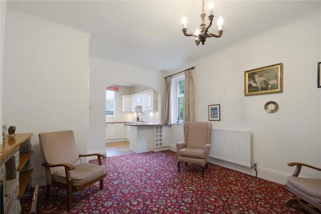4 bed Detached for sale Image 10