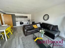 Apartment 13, 17 City Walk Apartments, Bow Street, Birmingham B1 1DW