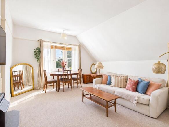 Flat To Rent