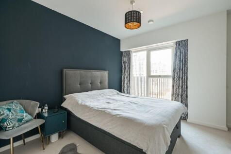 Effra Gardens, Canning Town, LONDON, E16