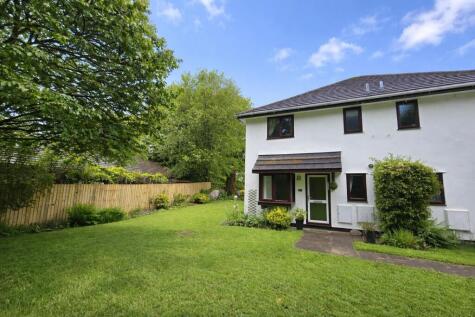 River Court, Tavistock