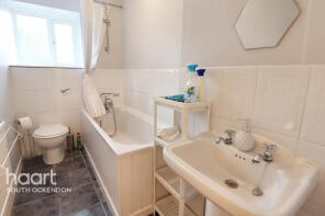 3, Waymans, Teviot Avenue, South Ockendon RM15 4QH