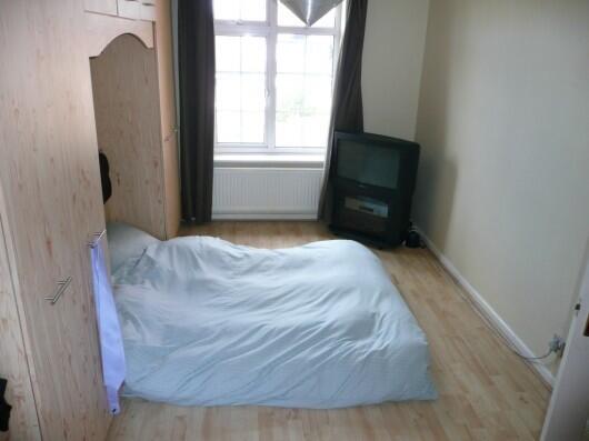 Main Bed