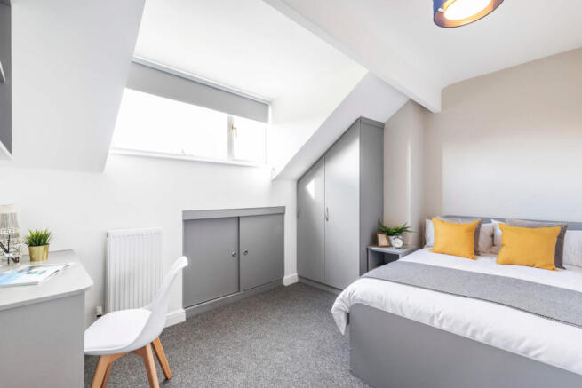 6 bed House to rent Image 6