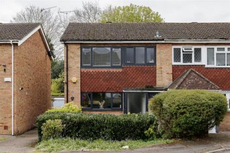 St. Johns Court, Gladstone Road, Buckhurst Hill