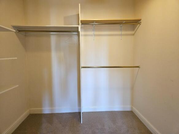 Walk-in Wardrobe