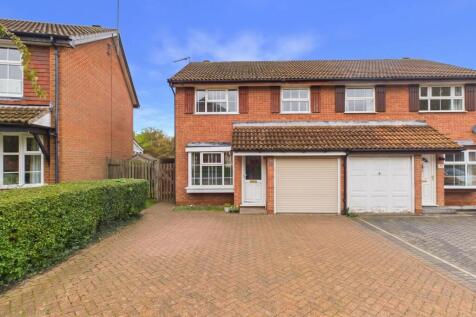 Ashwin Close, Brackley, NN13