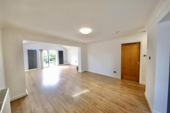 3 bed Detached Bungalow for sale Image 12
