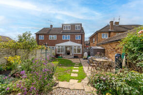 4, Greenway, Bishop's Stortford CM23 5LX