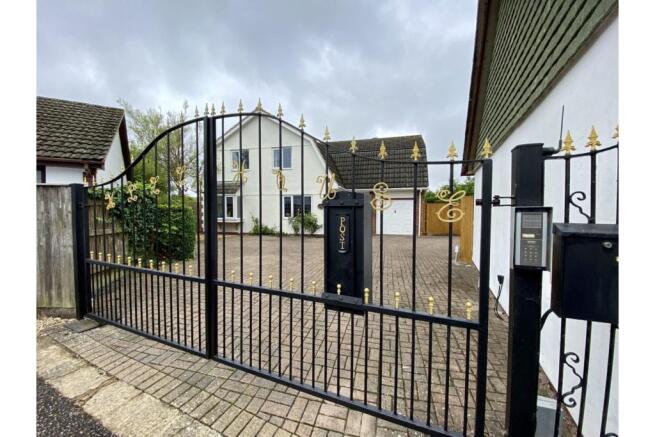 Gated Driveway