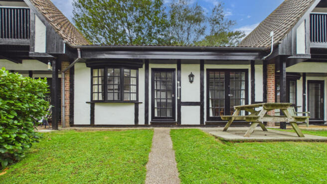 2 Bedroom Bungalow for Sale
