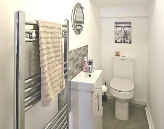 32 Hillside Street, Stevenston, KA20 3JA photo 4