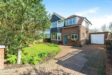 Heyhouses Lane, Lytham St. Annes, FY8