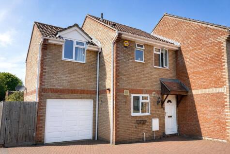 Kingfisher Drive, Westbury
