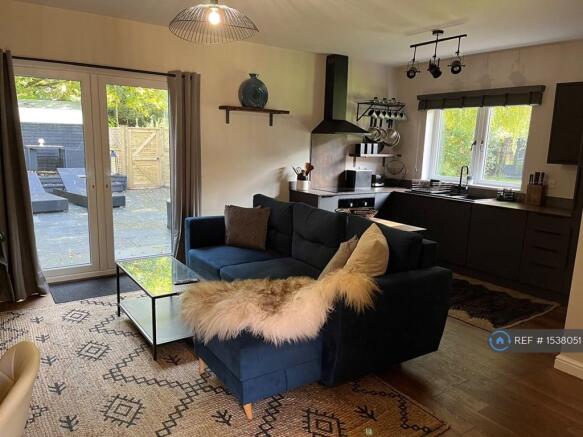 Large Open Plan Lounge/Kitchen/ Diner/Study