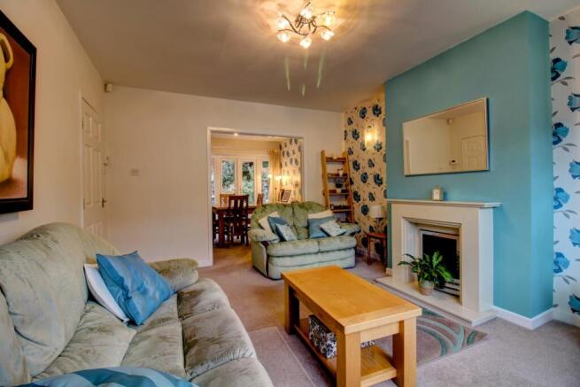 Living Room - Northvale Close Kenilworth - Matt Cl