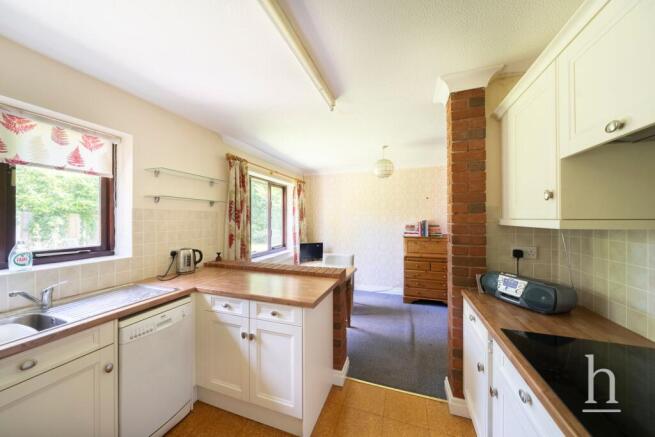 Tynron Grove, Prenton, CH43 photo 4