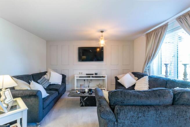 Lounge Diner And Kitchen