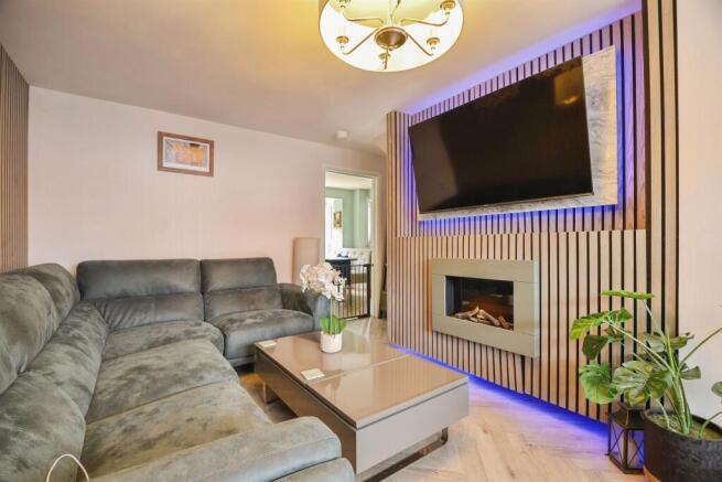3 bed Detached for sale Image 5