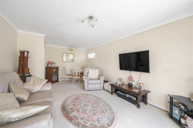 Living/Dining Room