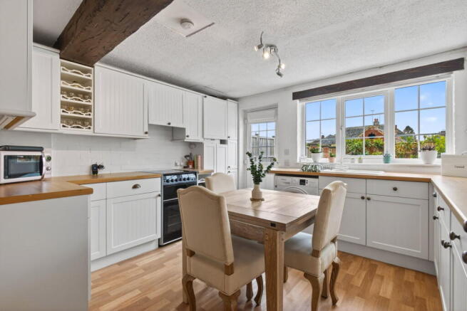 The Green, Great Bowden, Market Harborough, LE16 7EU photo 4