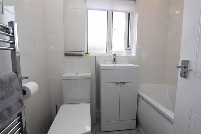 Family Bathroom/WC/Shower