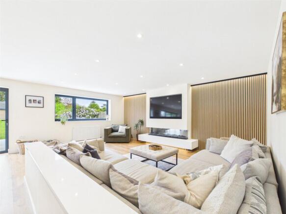Wiltshire Road, Bransgore, Christchurch, Dorset, BH23 photo 4