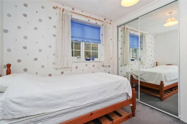 Bedroom 2 Pic 2