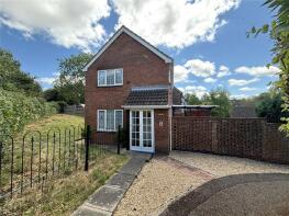 8, Ormsgill Court, Heelands, Milton Keynes MK13 7PZ