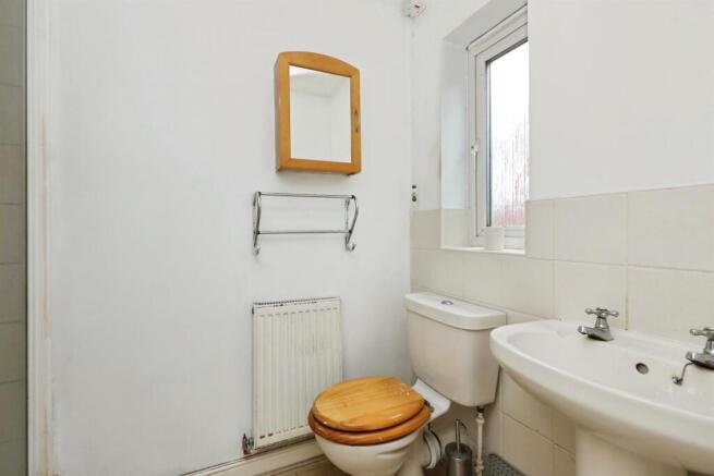 3 bed Detached for sale Image 10