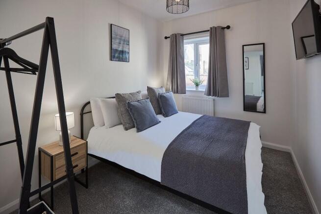 3 bed Apartment for sale Image 10