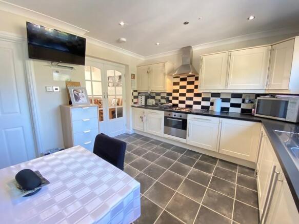 Kitchen/Breakfast Room