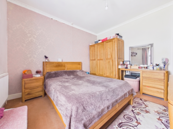 2 bed Terraced for sale Image 8