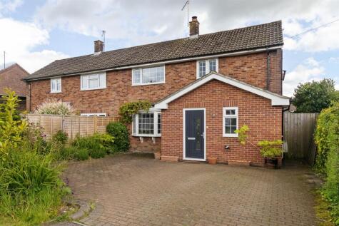 Glebe Road, Buriton, Petersfield