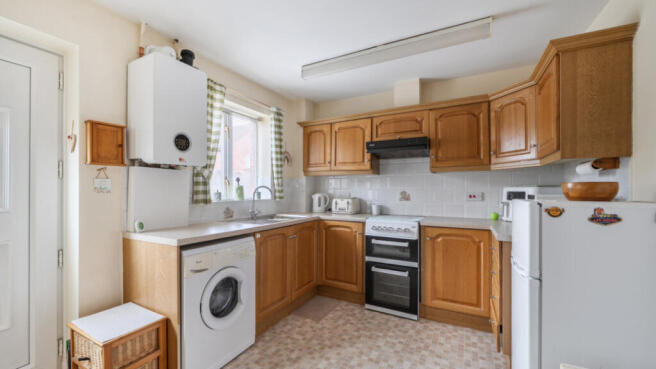 2 bed Semi-Detached for sale Image 4