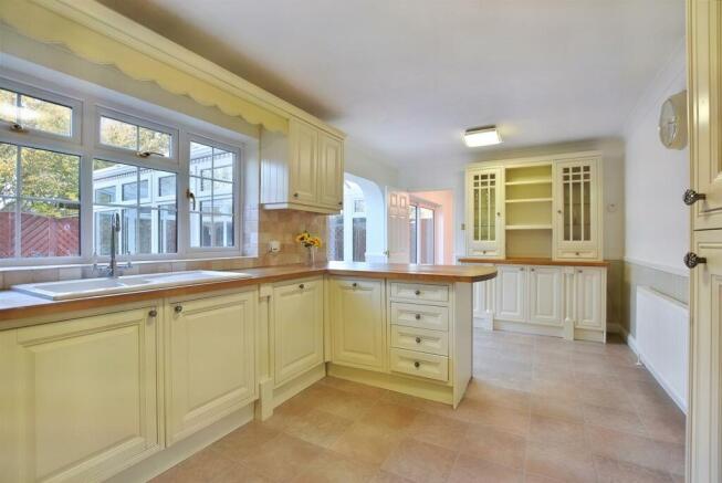 ### Kitchen - Breakfast Room.jpg