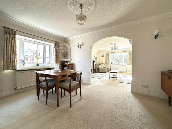 2 bed Apartment for sale Image 7
