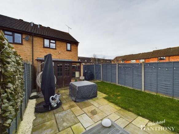 CAM02773G0-PR0082-STILL015