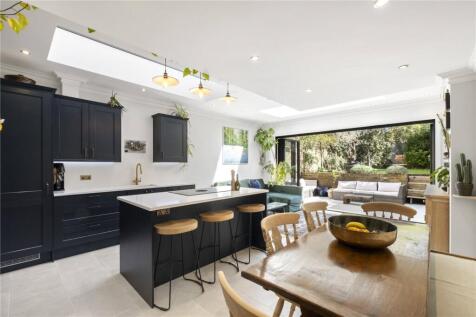 Chelsham Road, London, SW4