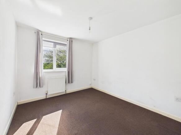 3 bed Semi-Detached for sale Image 11